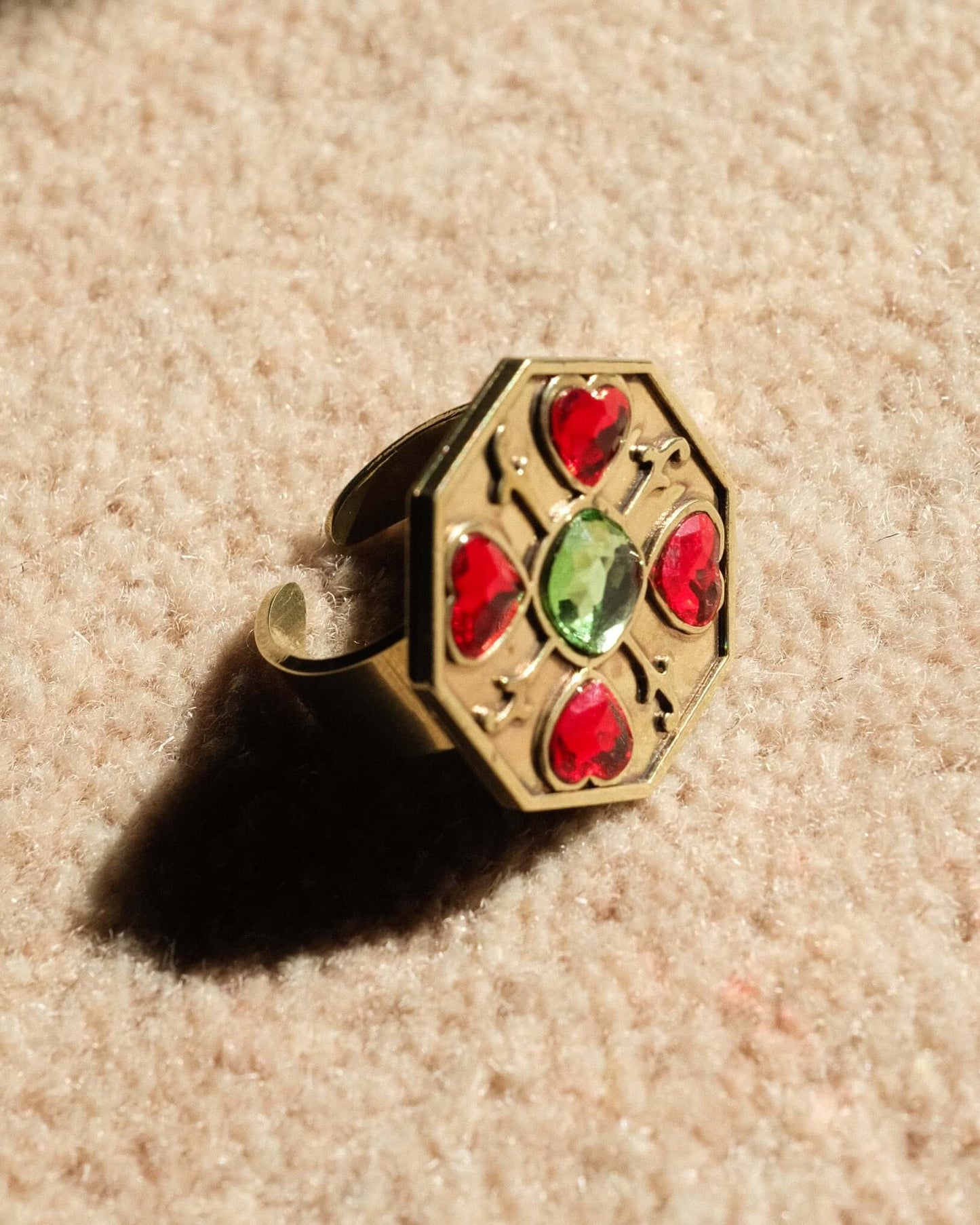 Heart Garden Ring with peridot-coloured cushion-cut crystal and floral heart-shaped stones, exclusive jewelry, art deco inspired jewellery.